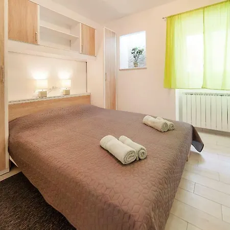 Sandra Rovini モスチャニッセ