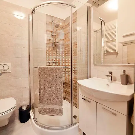 アパート Sandra Rovini