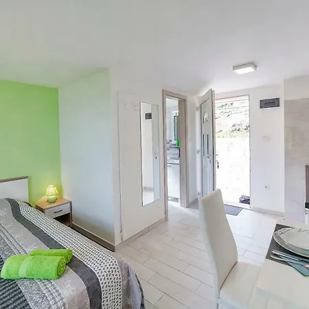 アパート Sandra Rovini *