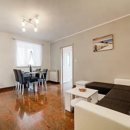 Sandra Rovini * モスチャニッセ